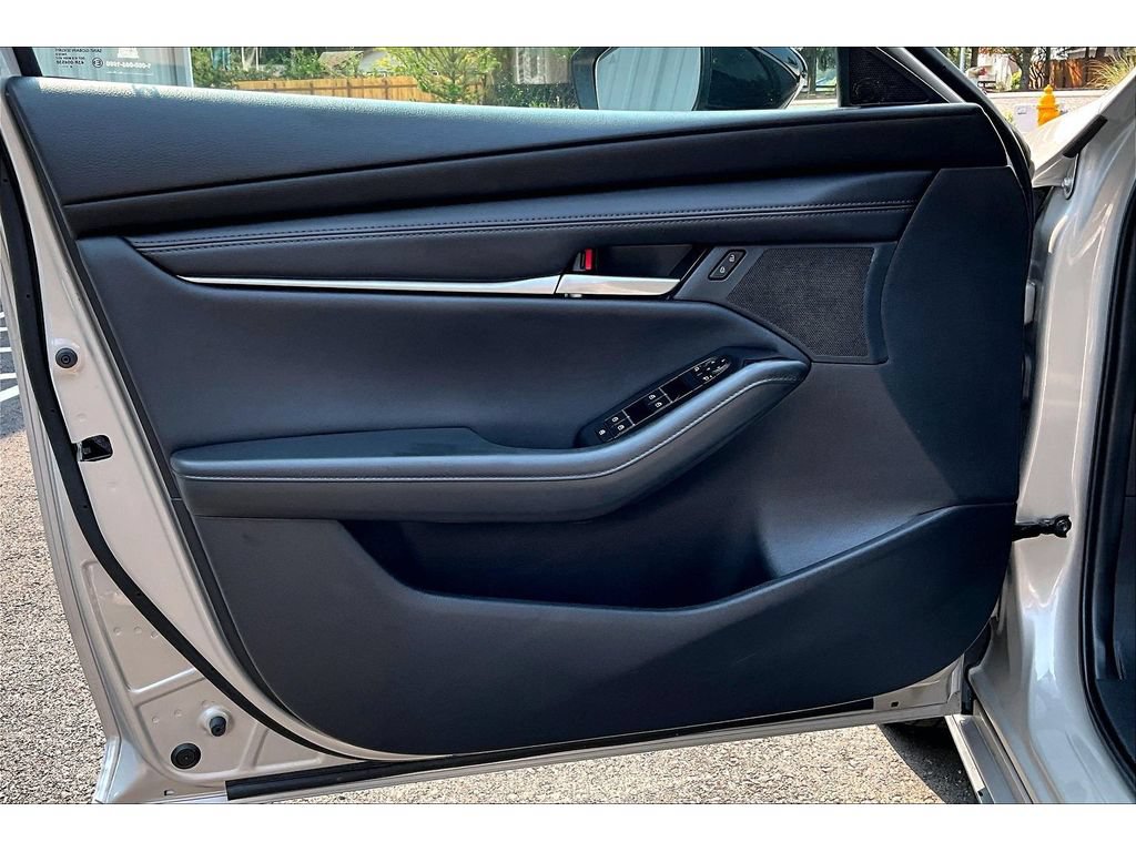 Used 2025 MAZDA MAZDA3 s FWD image 22
