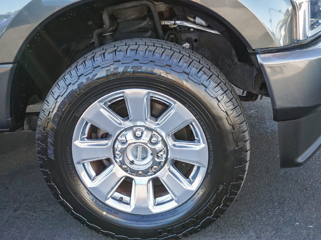 Used 2020 Ford F250 Platinum w/ FX4 Off-Road Package AWD/4WD image 10