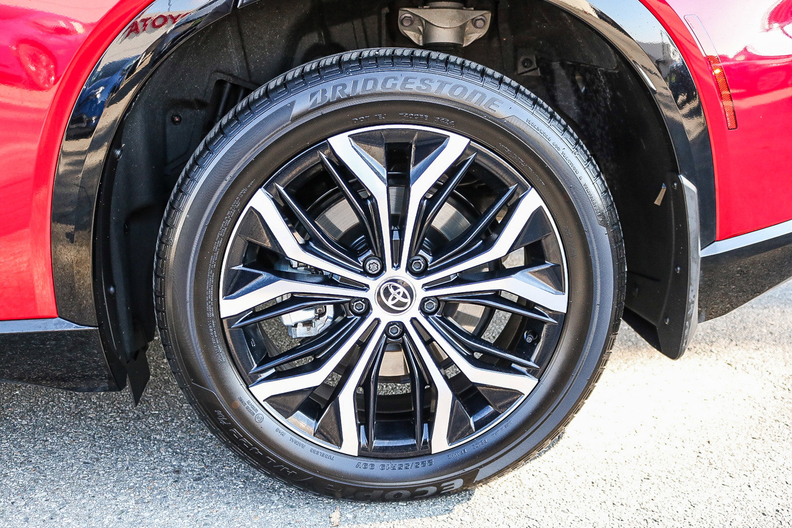 Used 2025 Toyota Crown Signia image 10