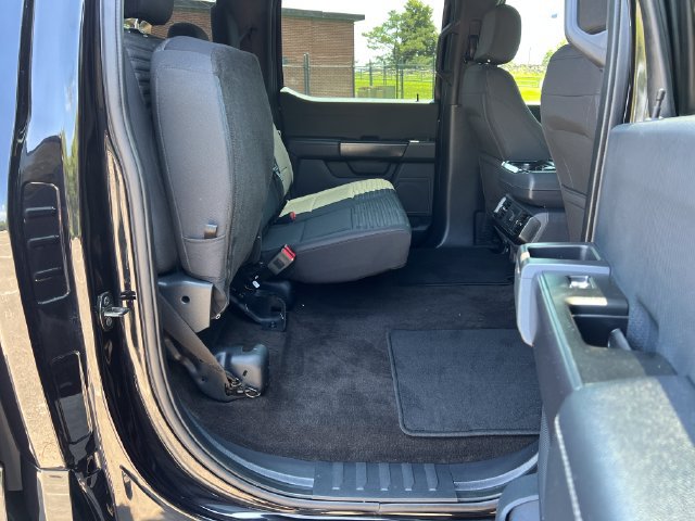 Certified 2022 Ford F150 XL w/ STX Appearance Package AWD/4WD image 34