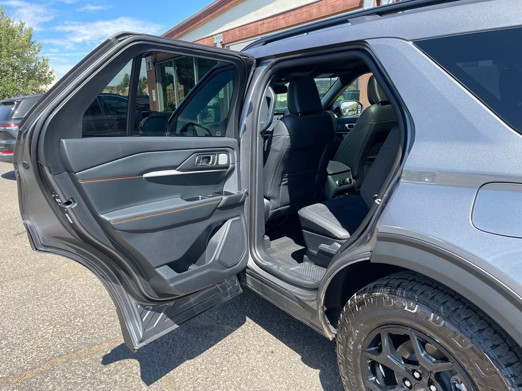 Used 2026 Ford Explorer Tremor w/ Tremor Ultimate Package AWD/4WD image 14