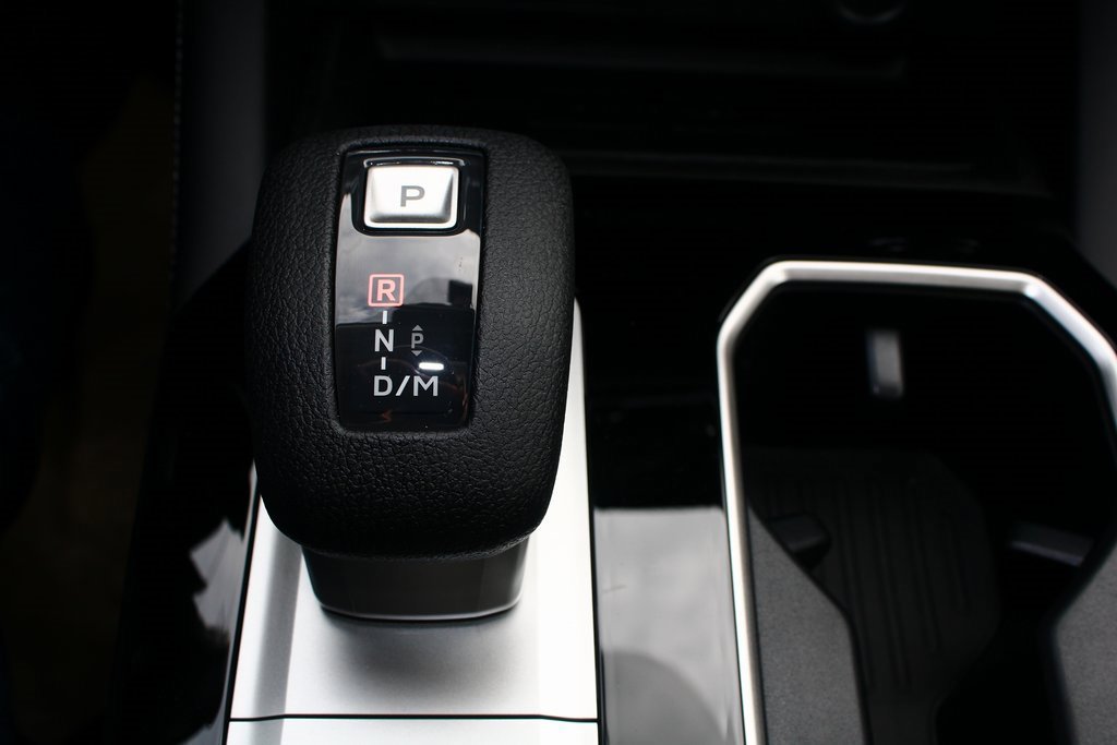 New 2026 Mitsubishi Outlander ES image 19