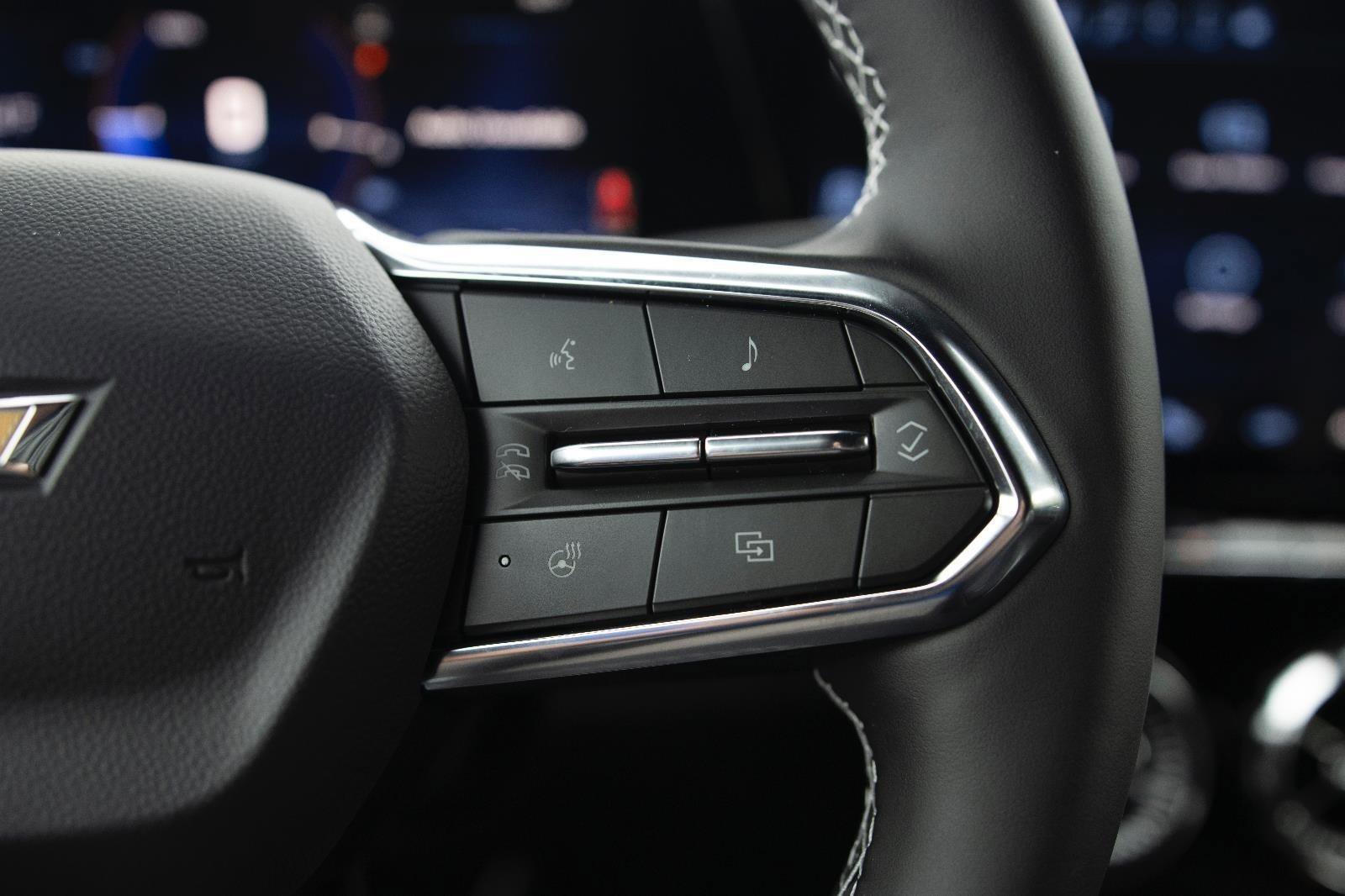 New 2025 Chevrolet Blazer EV LT image 15