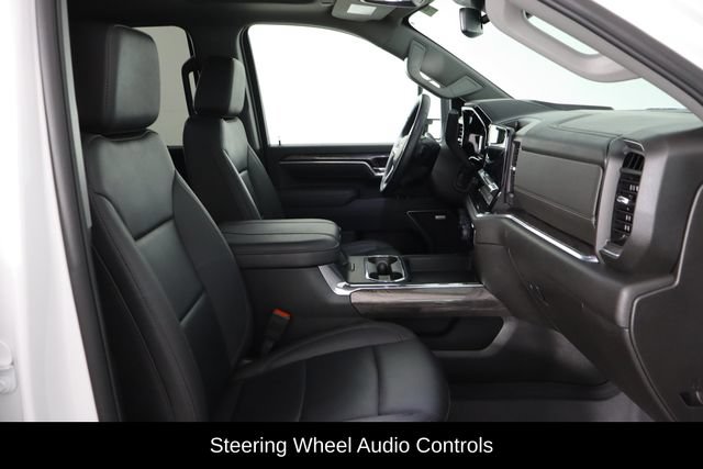 Used 2025 Chevrolet Silverado 2500 LTZ w/ LTZ Plus Package AWD/4WD image 17