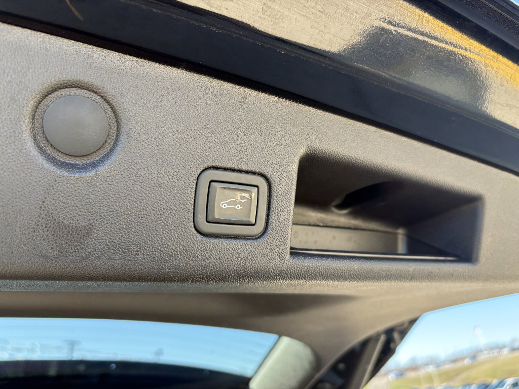 Used 2024 Chevrolet Equinox LT AWD/4WD image 16