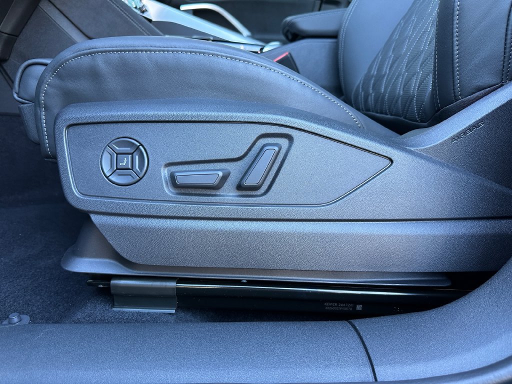New 2026 Audi SQ5 Premium Plus AWD/4WD image 24
