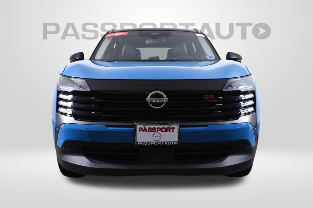 Certified 2025 Nissan Kicks SR w/ SR Premium Package FWD image 2