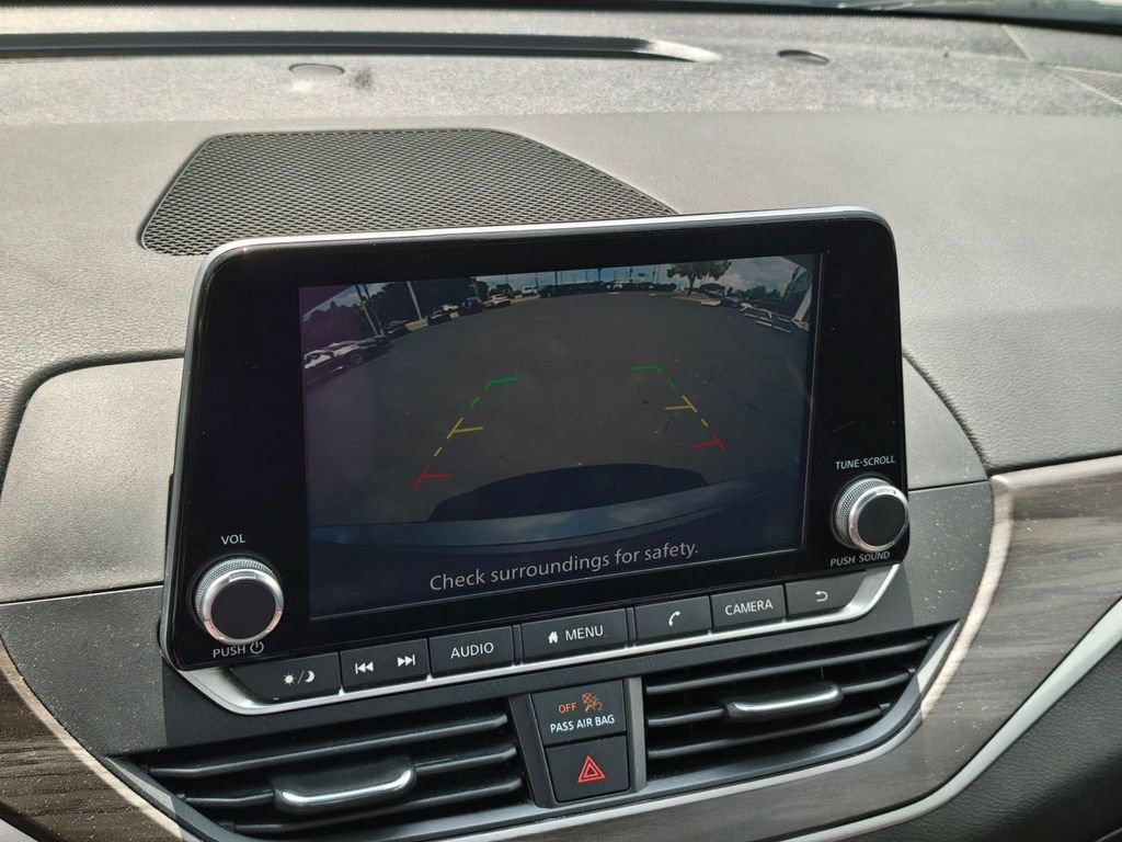 Used 2024 Nissan Altima 2.5 SV FWD image 21