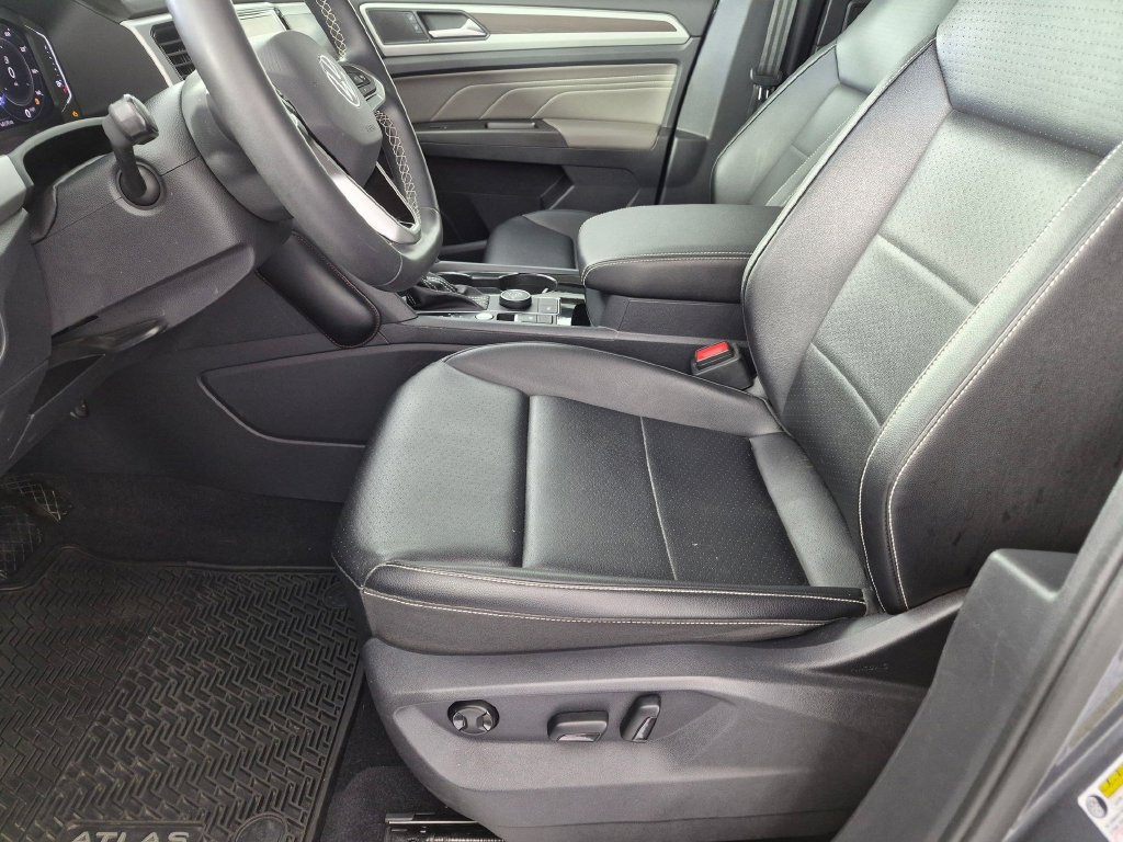 Used 2022 Volkswagen Atlas SE AWD/4WD image 14