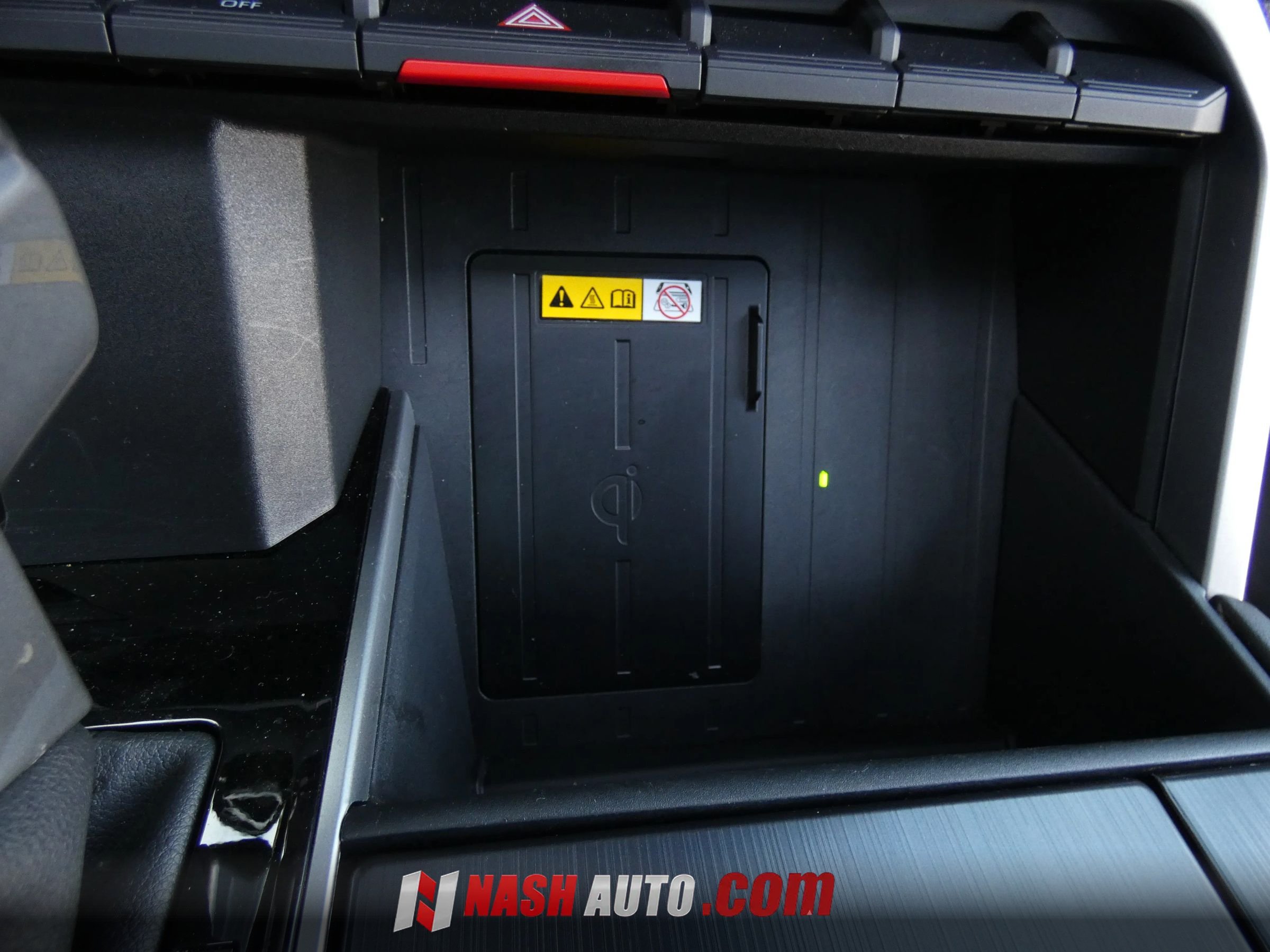 Used 2024 Toyota Tundra Platinum AWD/4WD image 62