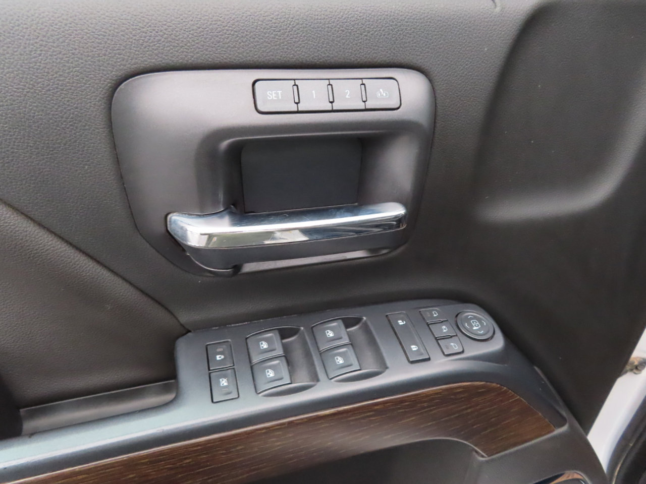 Used 2019 GMC Sierra 3500 Denali w/ Duramax Plus Package image 22