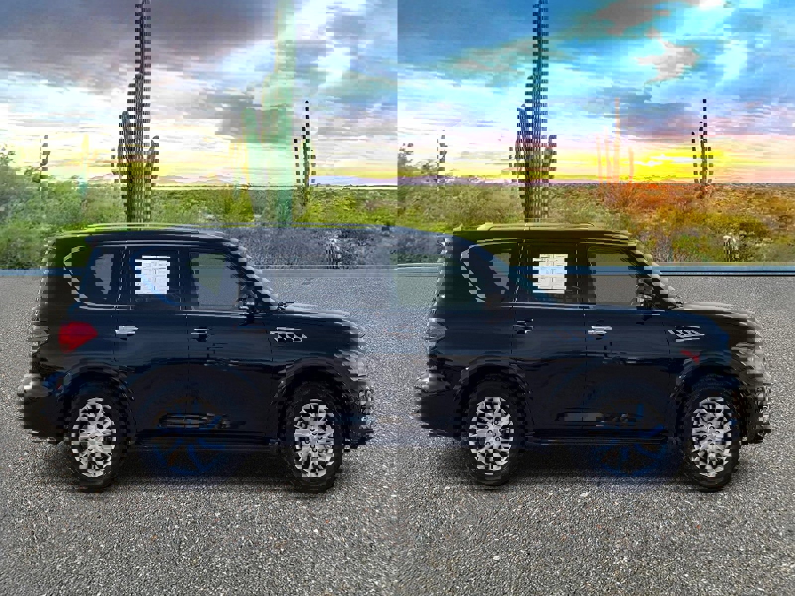 Used 2011 INFINITI QX56 Base w/ Theater Pkg image 6