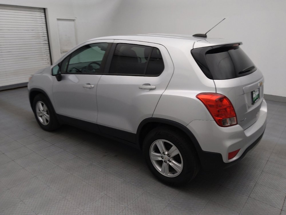 Used 2020 Chevrolet Trax LS w/ Tint and Cruise Package FWD image 3