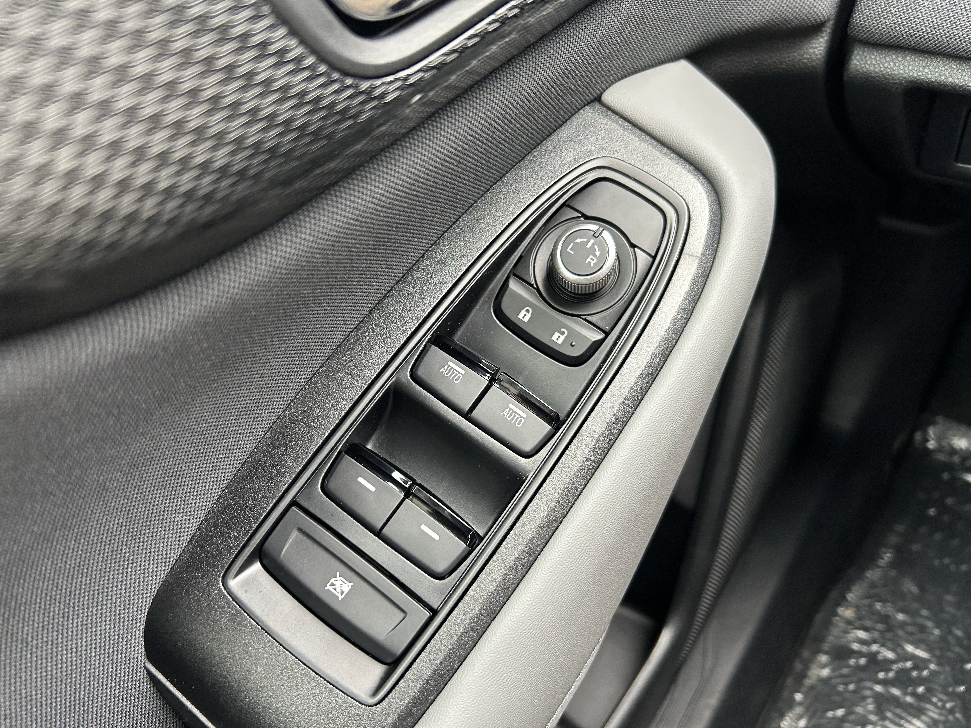 Used 2025 Subaru Outback Premium w/ Popular Package #1 image 20