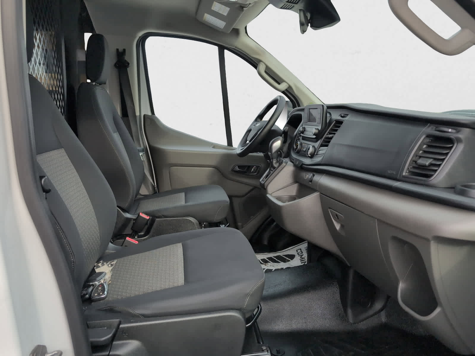 Used 2024 Ford Transit 250 Low Roof w/ Exterior Upgrade Package image 20