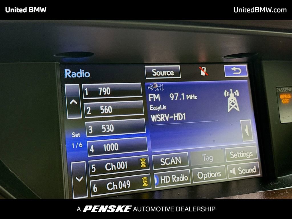 Used 2016 Lexus ES 350 w/ Luxury Package w/Wood Trim FWD image 8