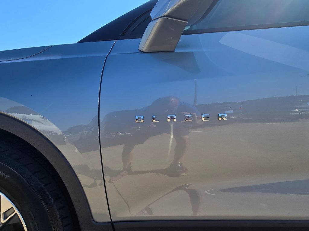 Used 2024 Chevrolet Blazer LT image 8