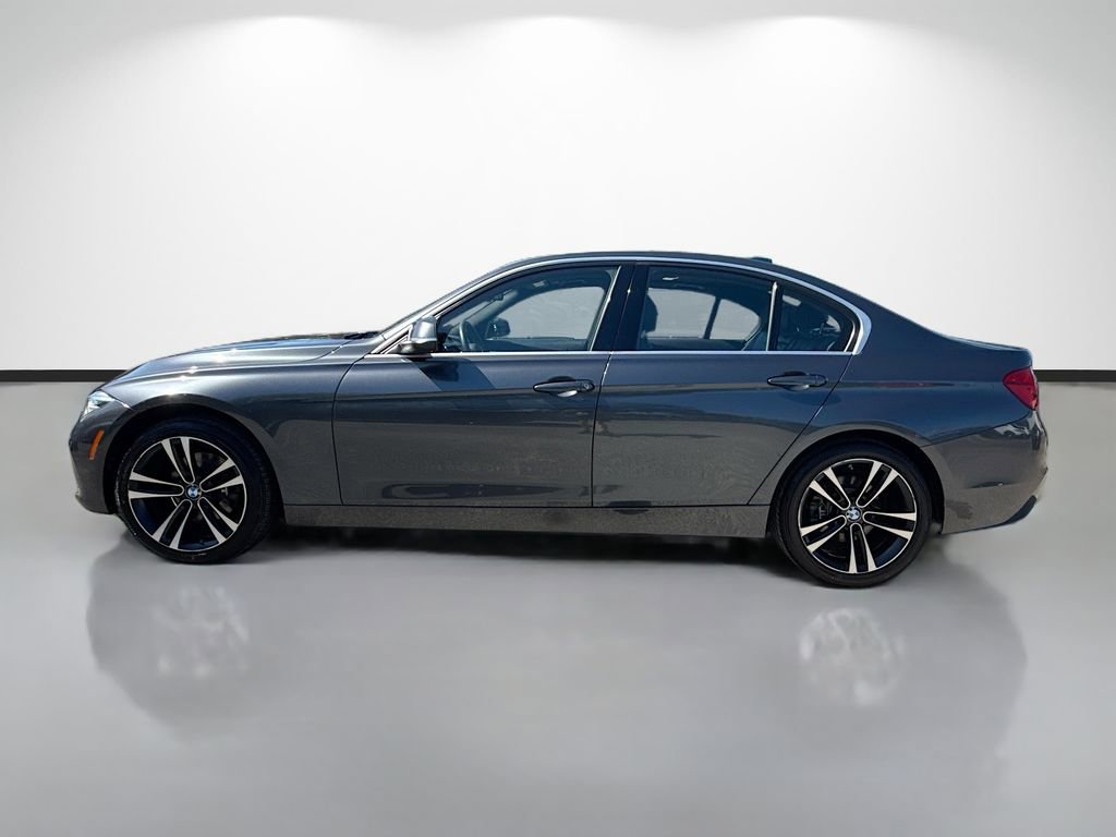 Used 2018 BMW 330i xDrive Sedan w/ Premium Package AWD/4WD image 6