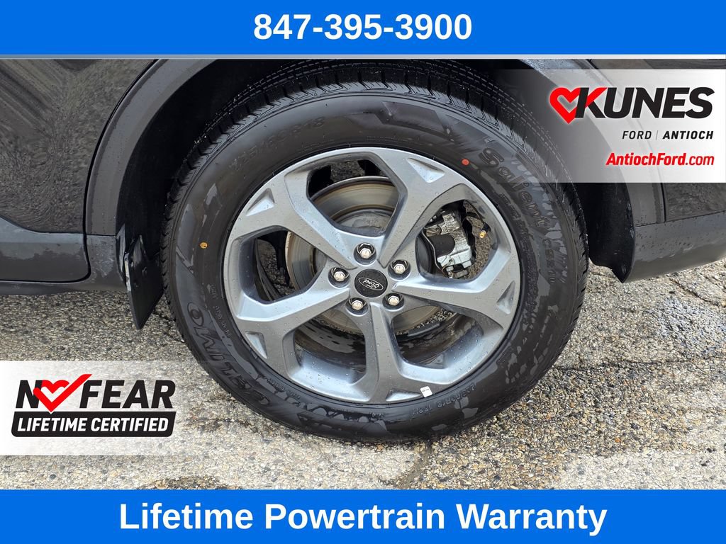 Certified 2025 Ford Escape ST-Line AWD/4WD image 11