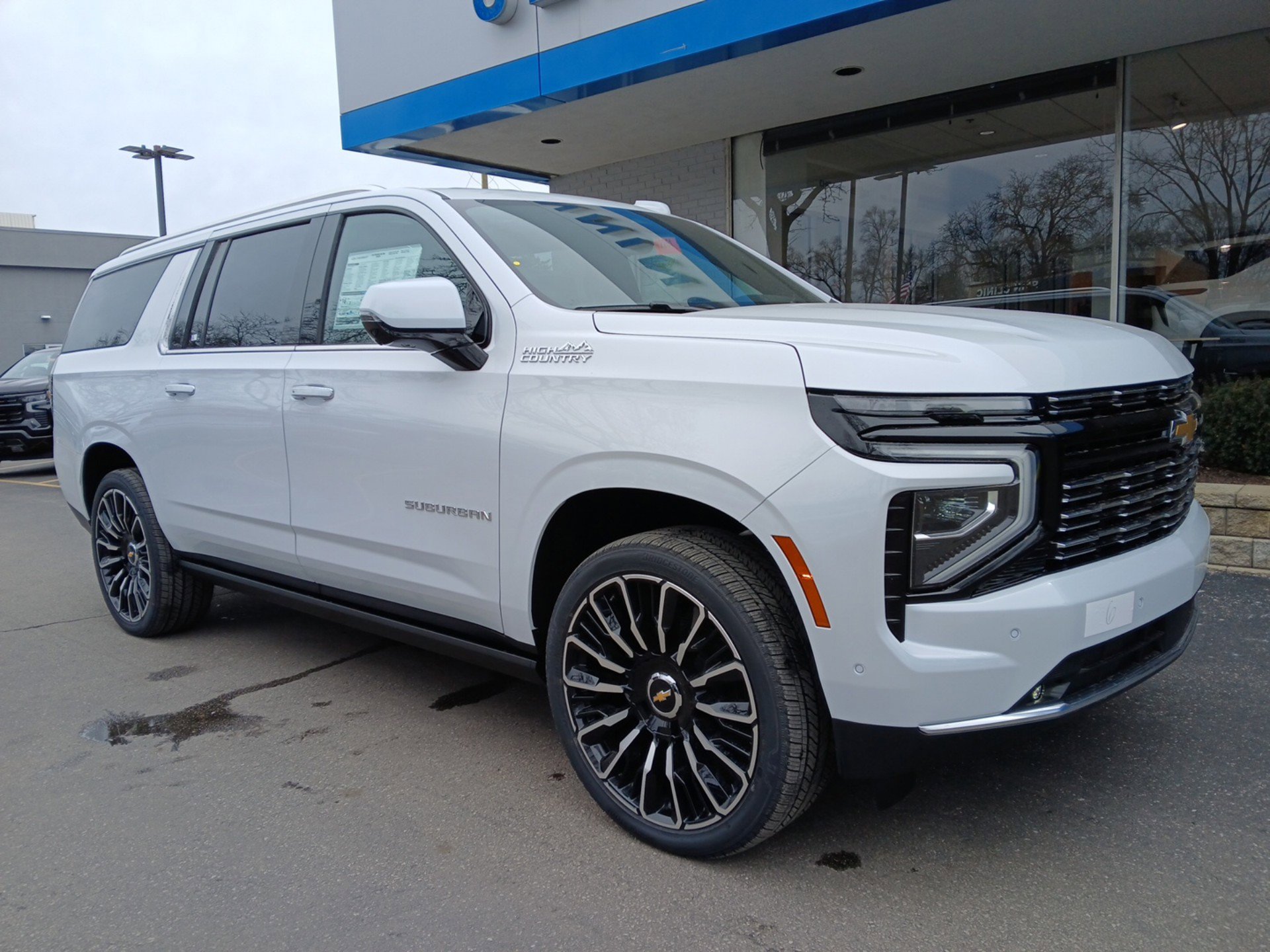 New 2026 Chevrolet Suburban High Country image 1