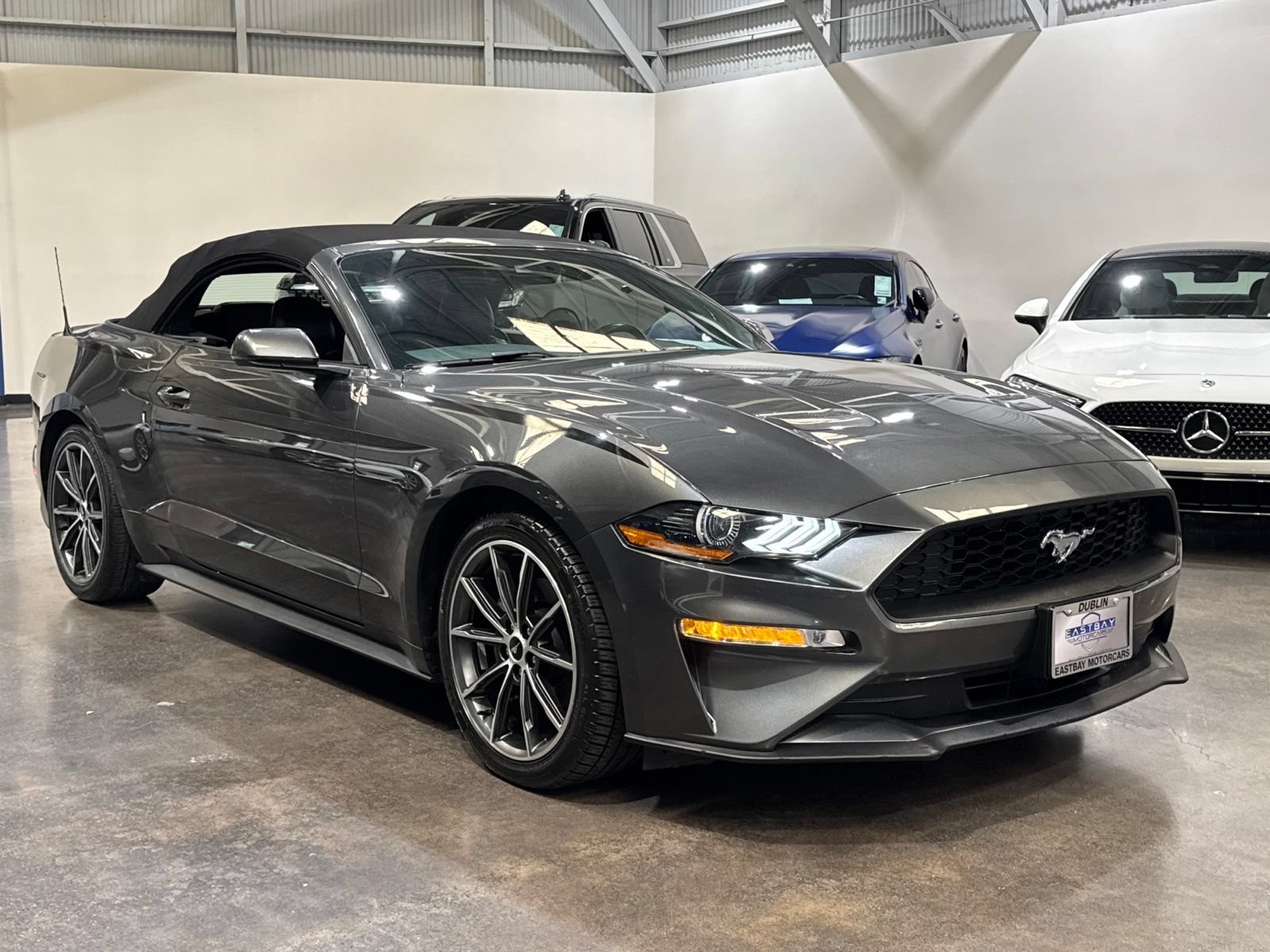 Used 2019 Ford Mustang Premium w/ Equipment Group 201A RWD image 4
