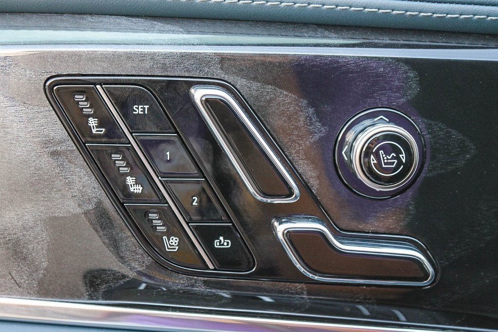 Used 2025 Cadillac Escalade IQ Sport 2 image 24