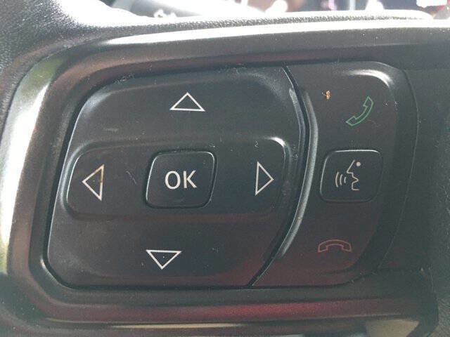 Used 2021 Jeep Wrangler Unlimited Sport image 17