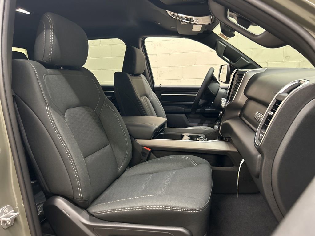 New 2026 RAM 1500 Big Horn AWD/4WD image 12