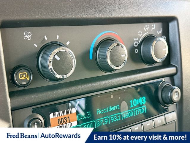 New 2025 Chevrolet Express 2500 w/ Chrome Appearance Package image 10