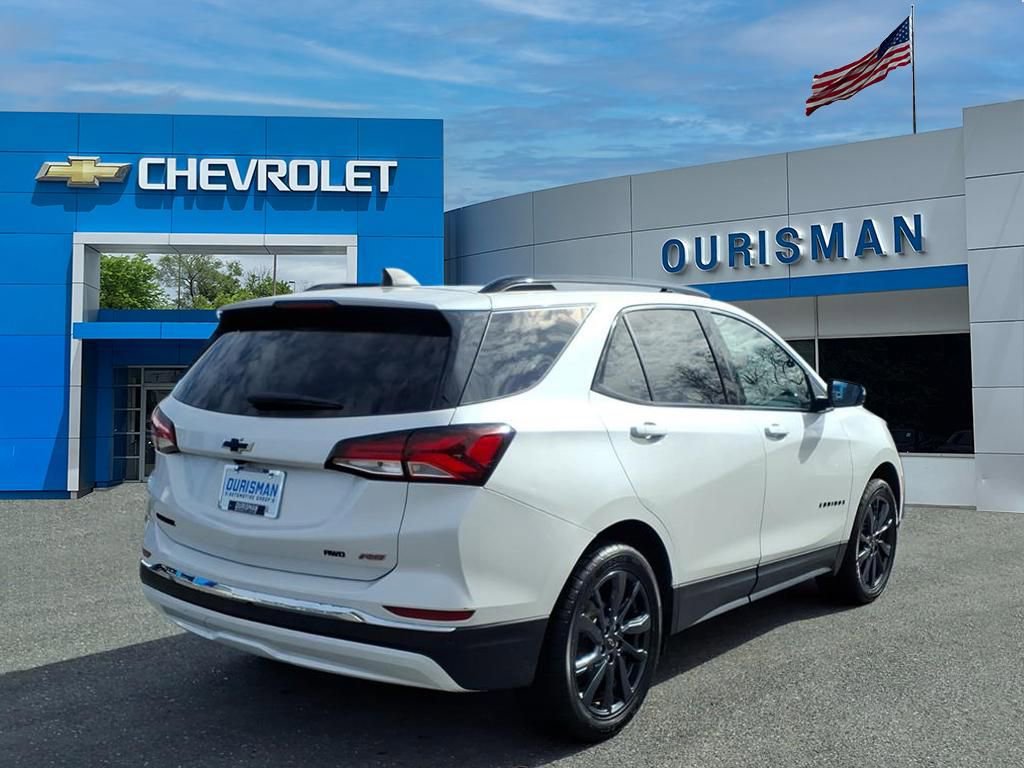 Certified 2023 Chevrolet Equinox RS w/ RS Leather Package image 3
