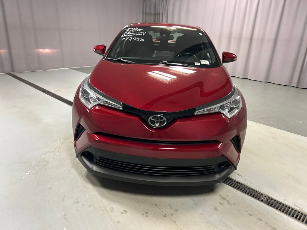 Used 2019 Toyota C-HR XLE image 2