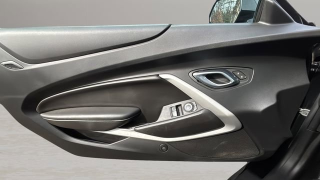Used 2019 Chevrolet Camaro LS RWD image 17