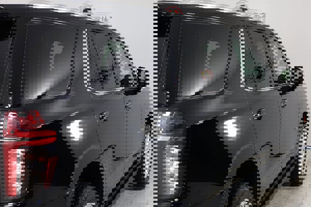 Used 2024 Chevrolet Tahoe High Country w/ Premium Package 2 image 48