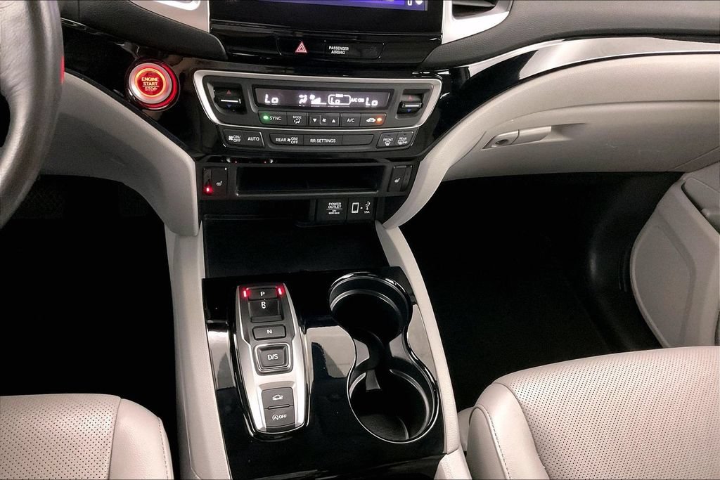 Used 2020 Honda Ridgeline RTL-E image 16