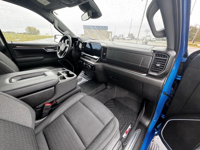 Used 2023 Chevrolet Silverado 1500 LT image 10
