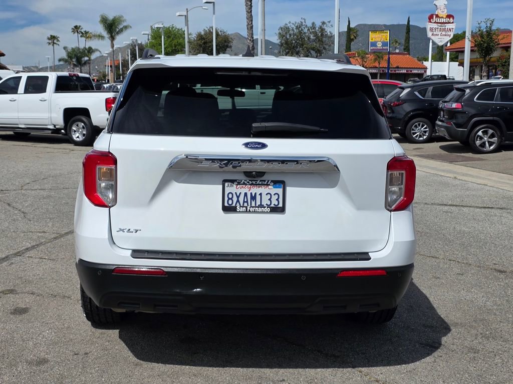 Used 2021 Ford Explorer XLT image 7