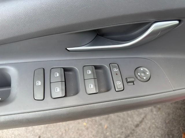 Used 2024 Hyundai Elantra SEL FWD image 20