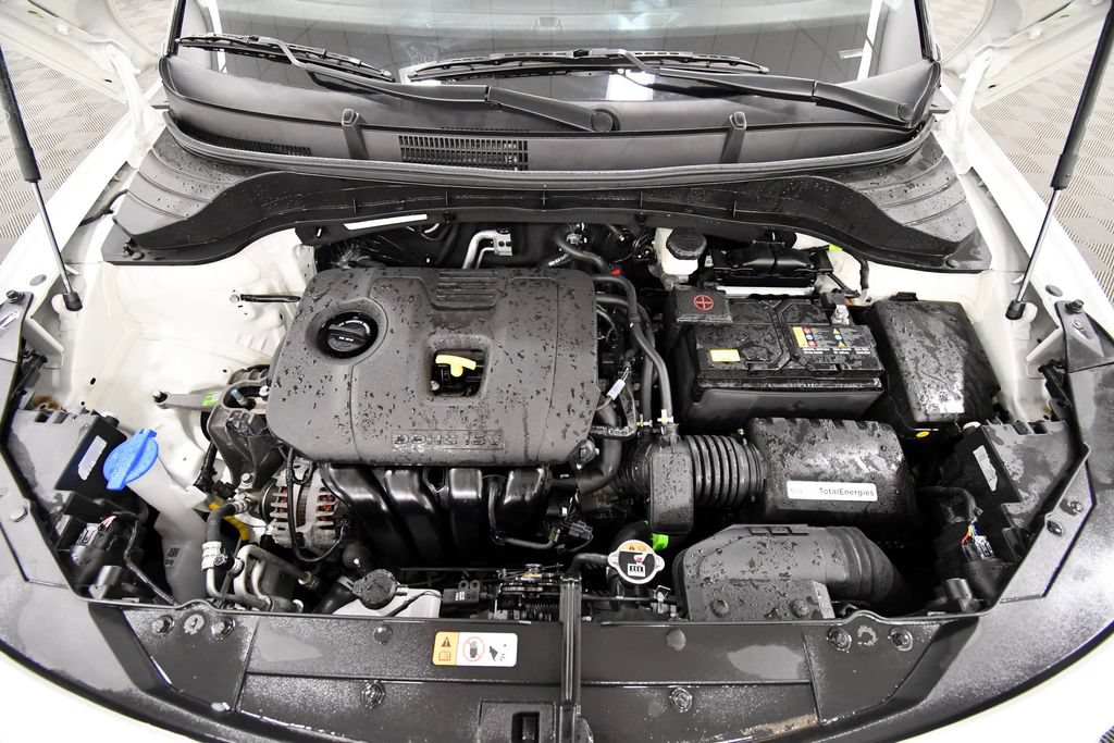 Certified 2025 Kia Soul LX FWD image 12