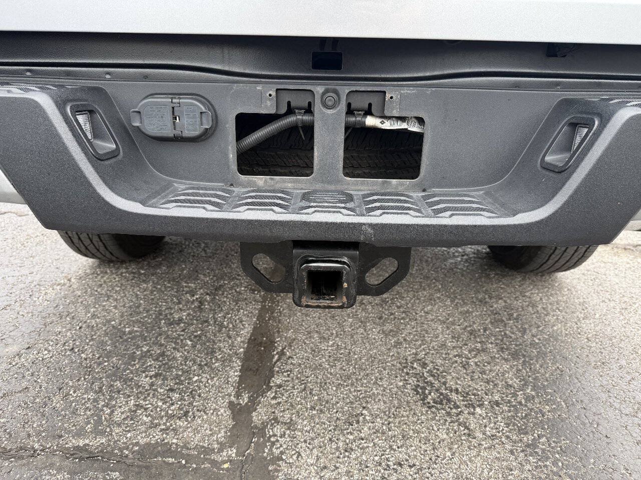 Used 2023 Toyota Tacoma SR AWD/4WD image 22