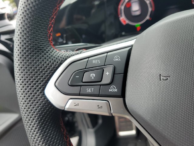 New 2026 Volkswagen GTI SE FWD image 26