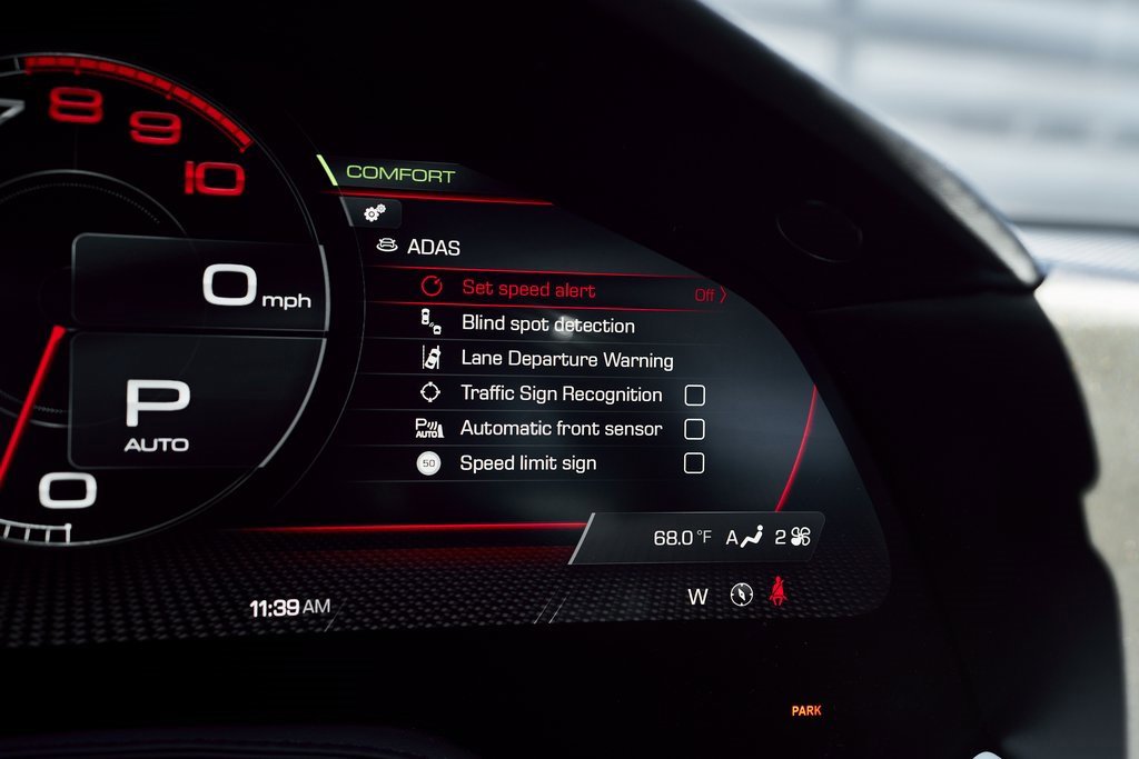 Used 2022 Ferrari Roma image 65