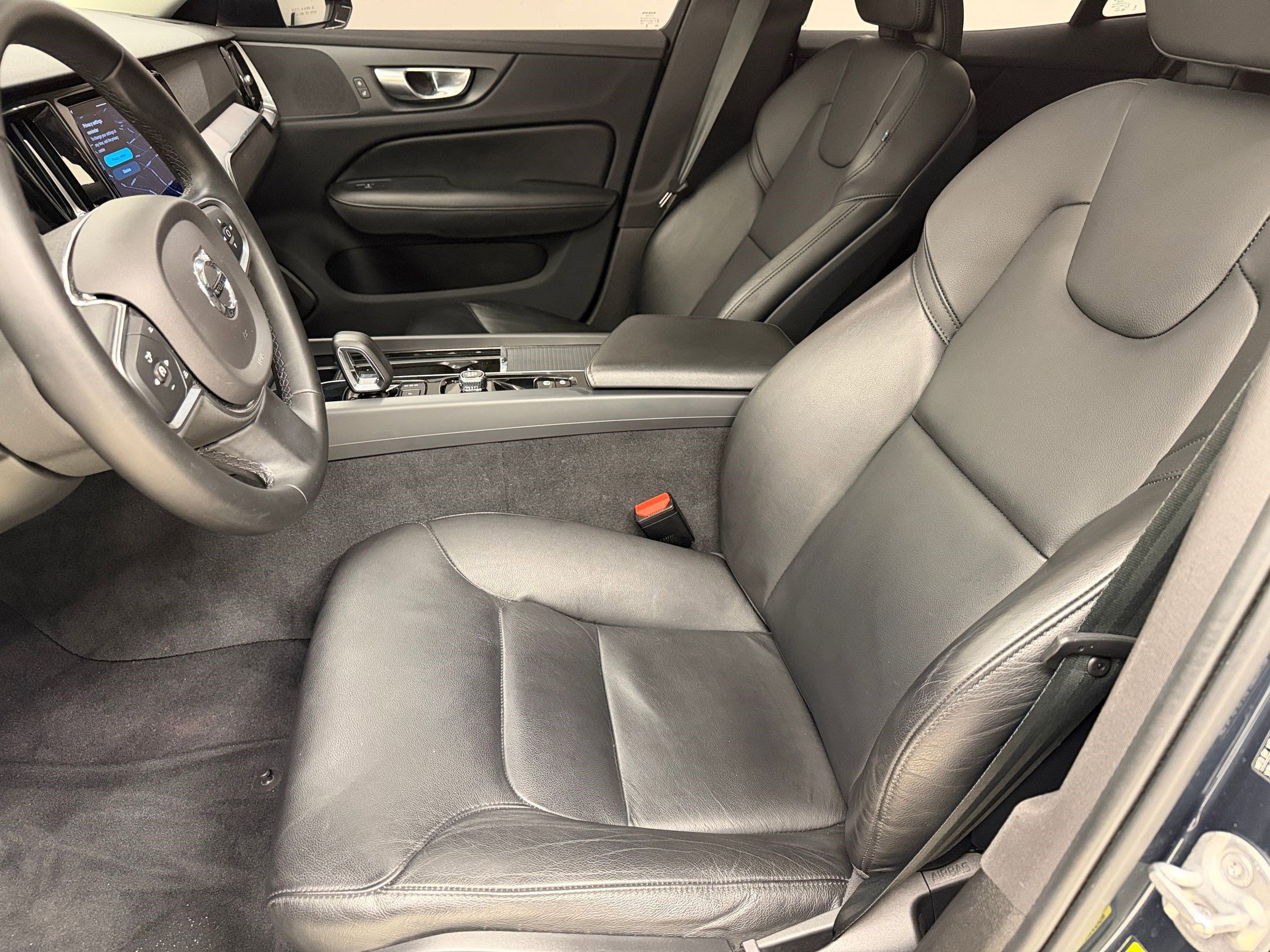 Used 2024 Volvo S60 B5 Core image 5