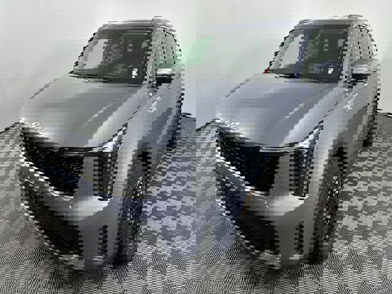 Used 2024 Kia Sorento S image 4