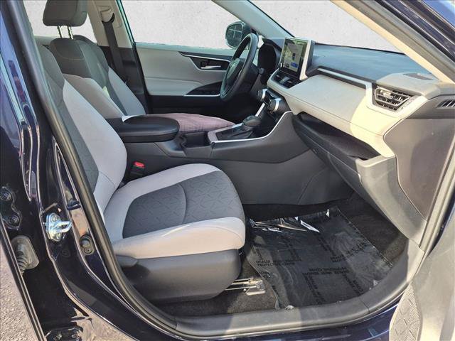 Used 2025 Toyota RAV4 XLE w/ Convenience Package FWD image 19