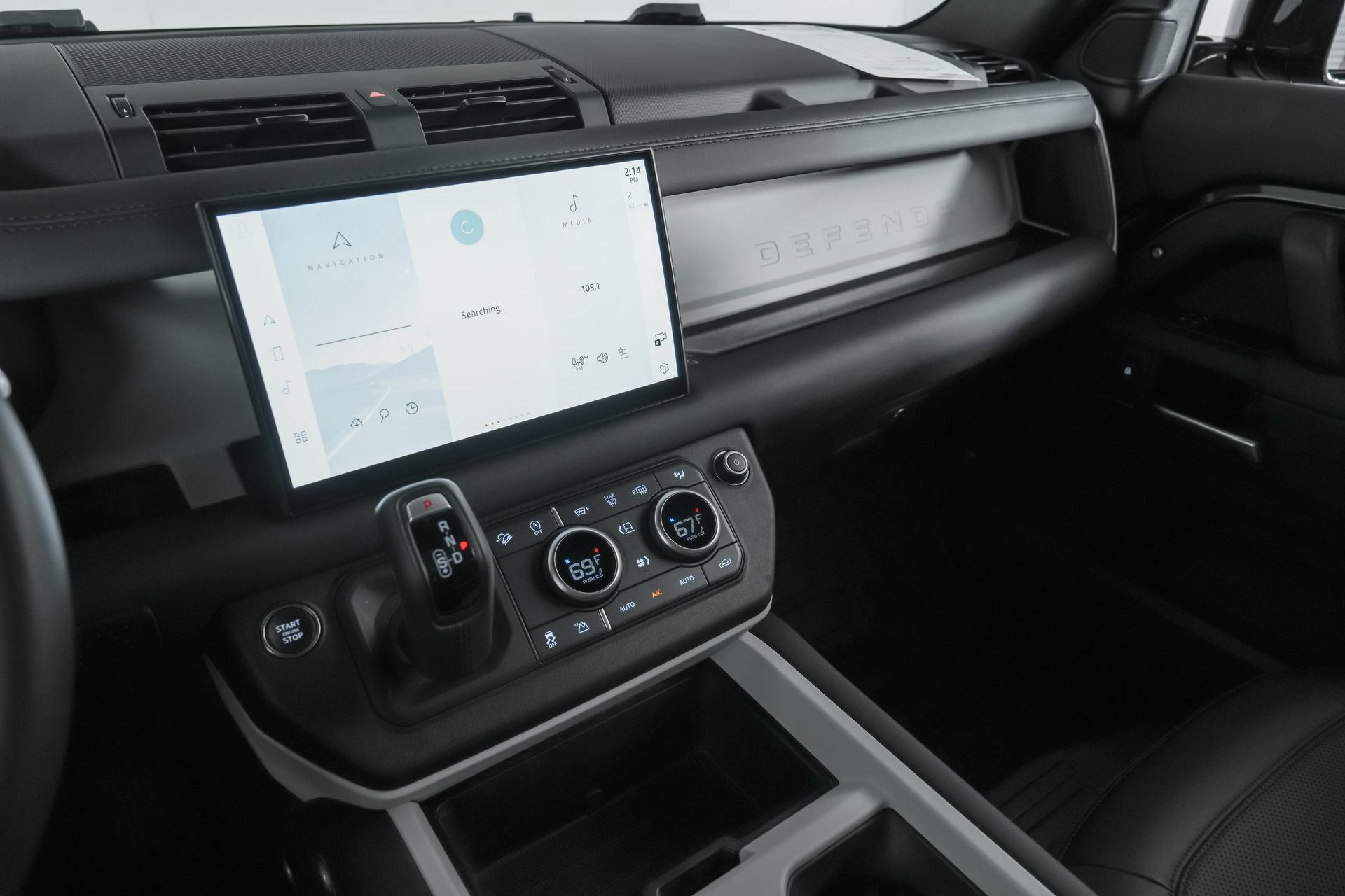 Used 2025 Land Rover Defender 110 S image 29