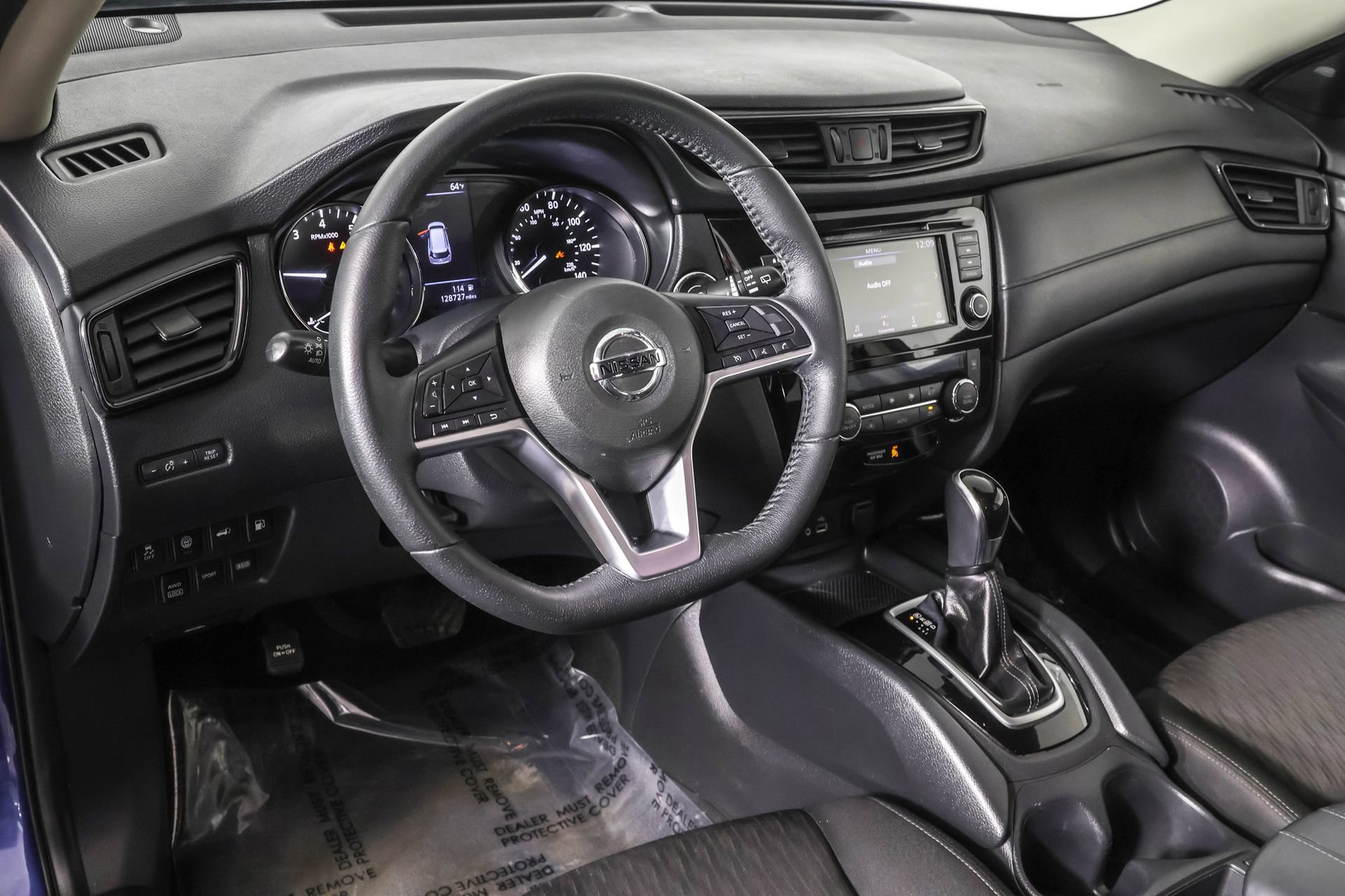 Used 2019 Nissan Rogue SV image 5