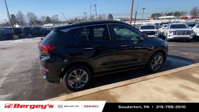 Certified 2023 Buick Encore GX Select w/ Sport Touring Package image 9