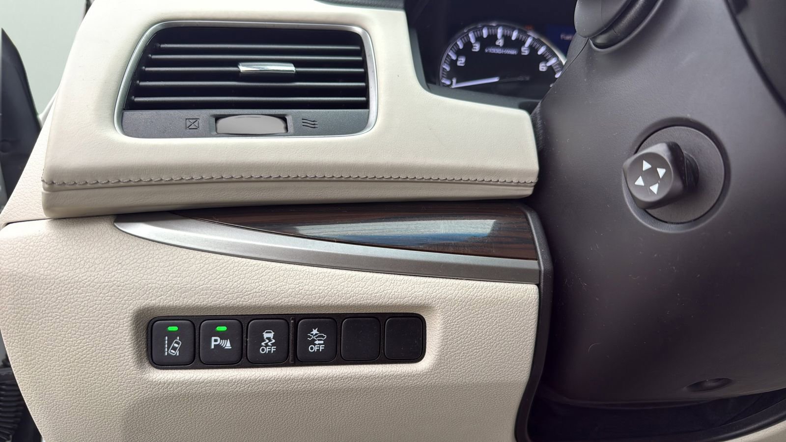 Used 2016 Acura RLX w/ Advance Package FWD image 15