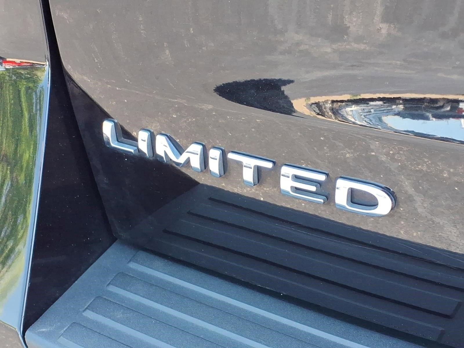 Used 2024 Ford Expedition Limited AWD/4WD image 31