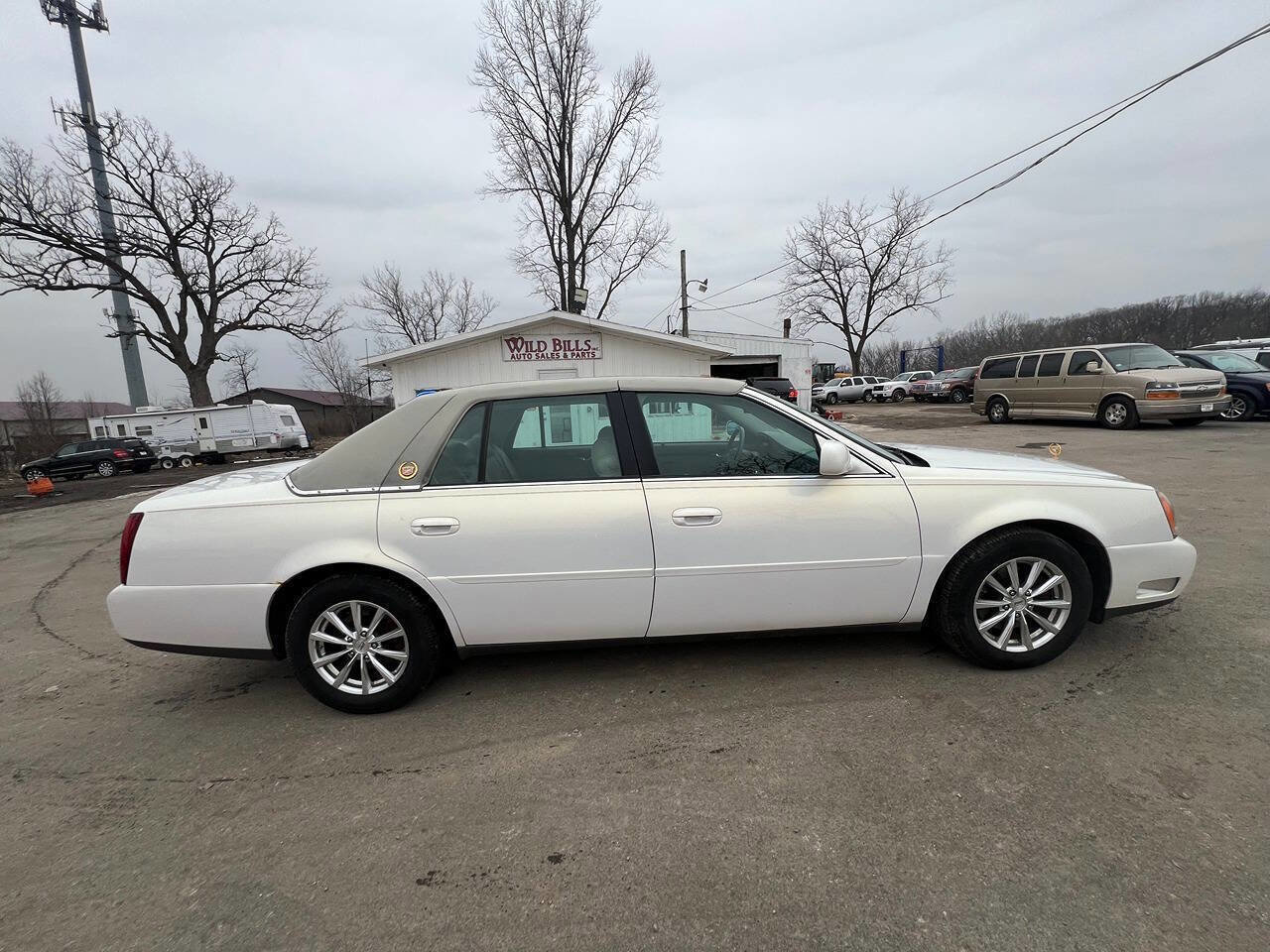 Used 2004 Cadillac De Ville image 4